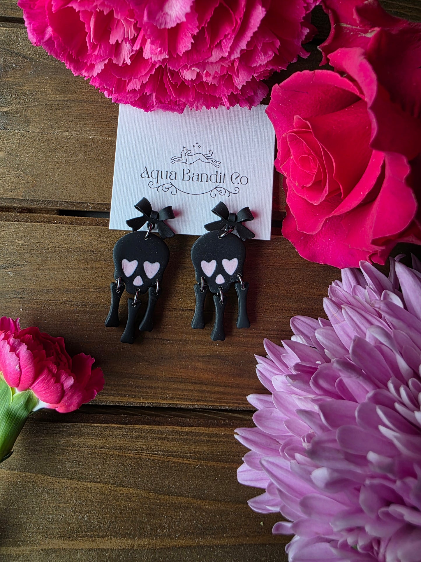 Pink heart Eyes Skull