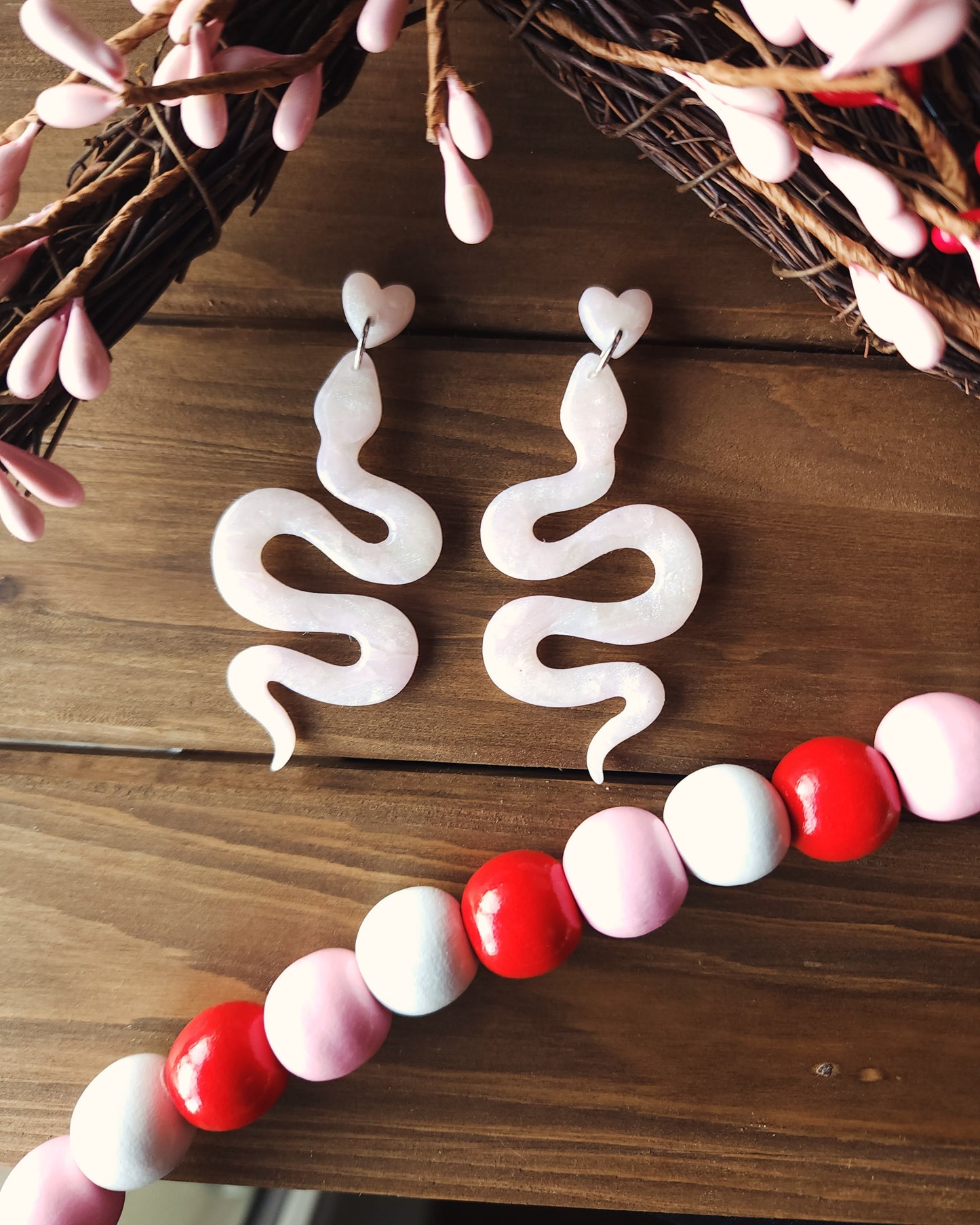 Pink snake hearts